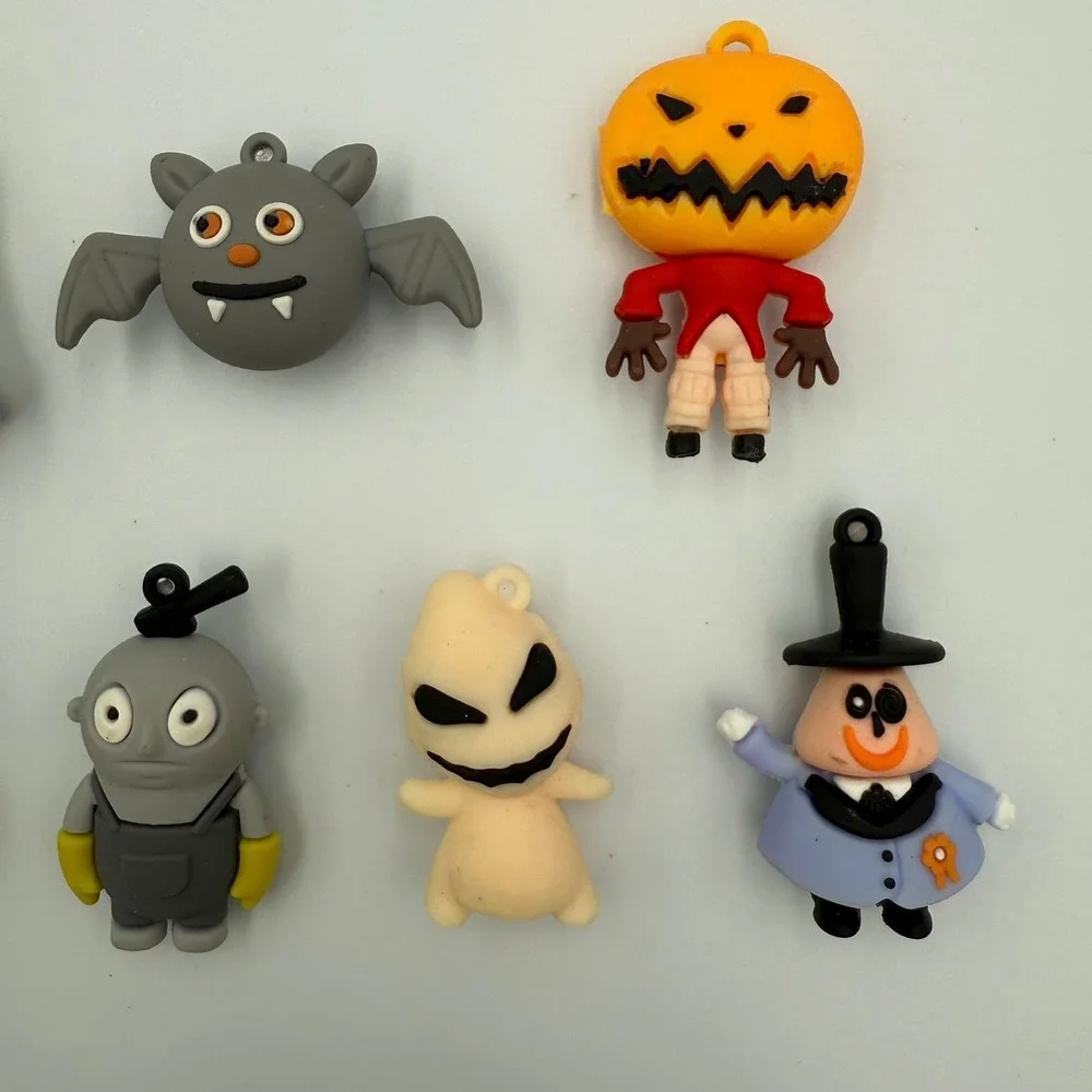 Nightmare Before Christmas Mini Advent Calendar‎ Figures Charms Set of 9